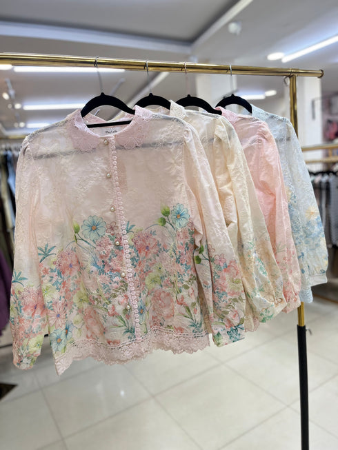 Flower Embroidery Lace Collar Shirts